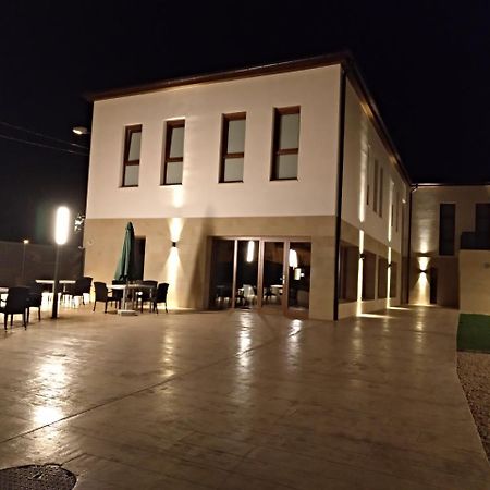 Hotel Entrerailes Casalarreina Eksteriør bilde